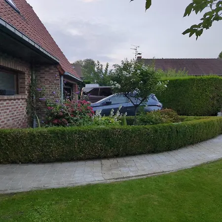 Elena Bed & Breakfast Camphin-en-Pevele