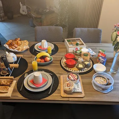 Elena Camphin-en-Pevele